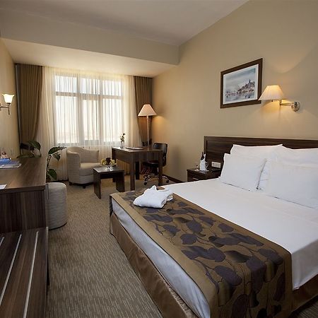 Dedeman Diyarbakir Hotel Buitenkant foto