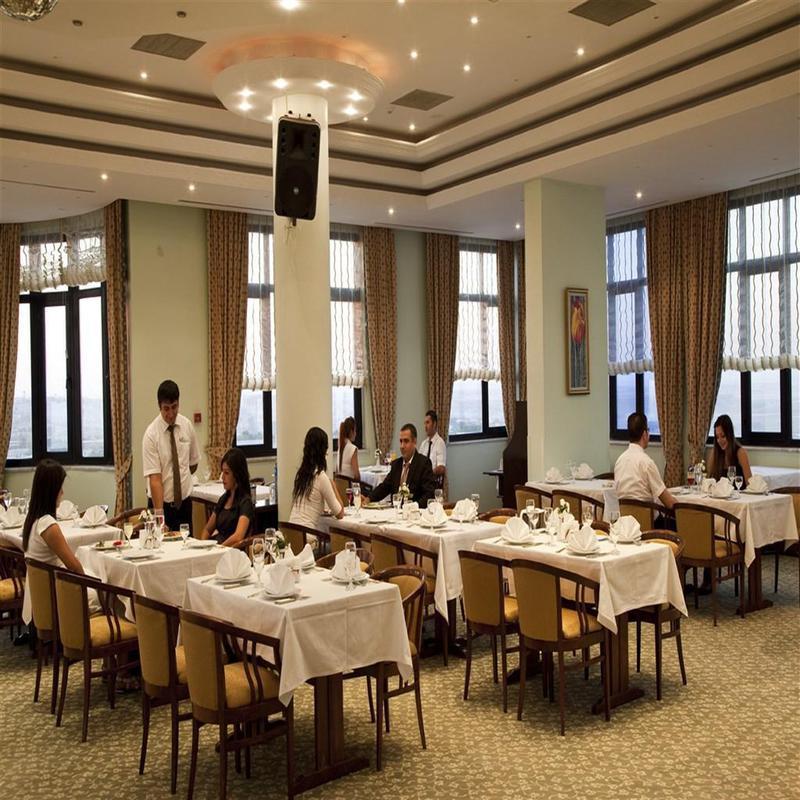 Dedeman Diyarbakir Hotel Buitenkant foto