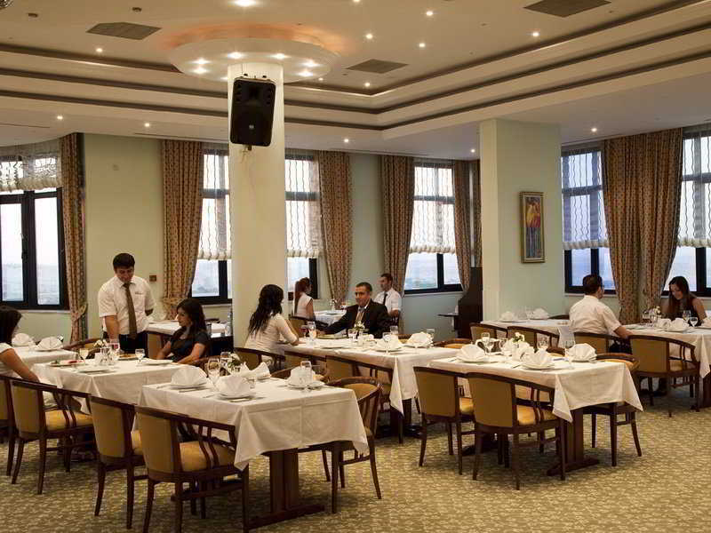Dedeman Diyarbakir Hotel Buitenkant foto